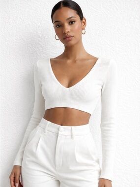 Oh Polly Ribbed Knit Crop Top – White (Size US 4 / UK 8) NWOT